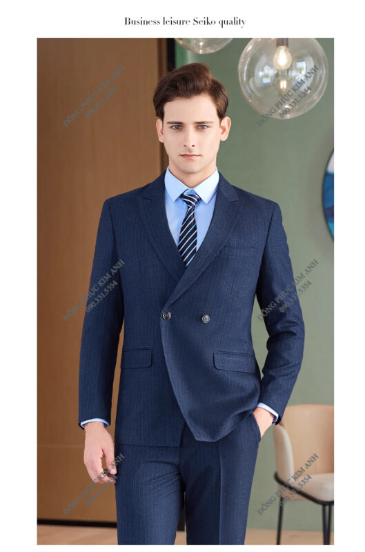 Mẫu vest công sở xanh navy trong thư viện Kim Anh
